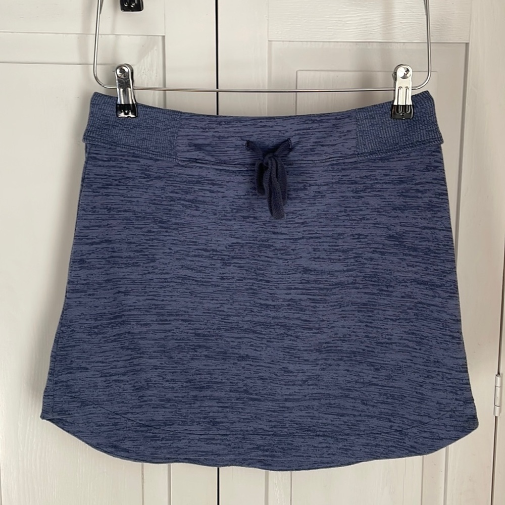 Athleta Downplay Blue Heather Skirt Size Small